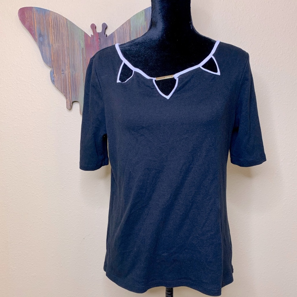 Ellen Tracy Short Sleeve Sweater